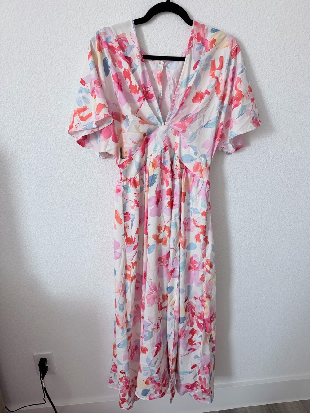 Floral Pink V-Neck Maxi Dress